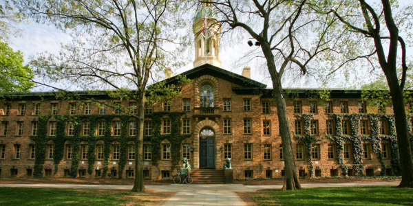 Skor SAT Universitas Amerika