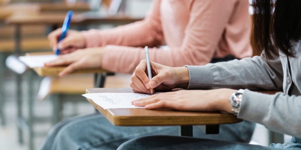 TOEFL dan IELTS