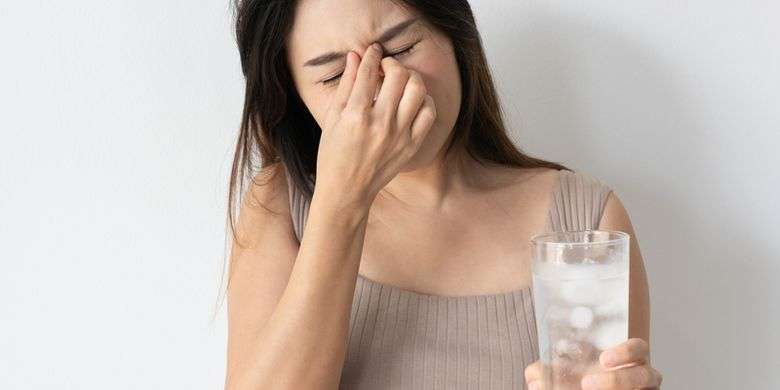 Ilustrasi sakit kepala brain freeze