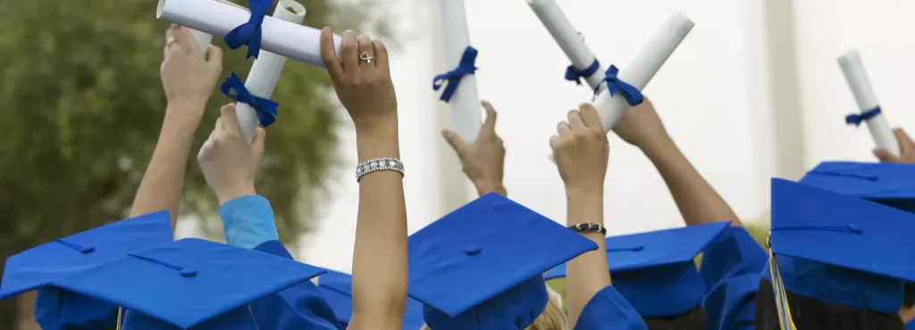 Inilah Perbedaan dari Bachelor Degree, Associate Degree, serta Diploma