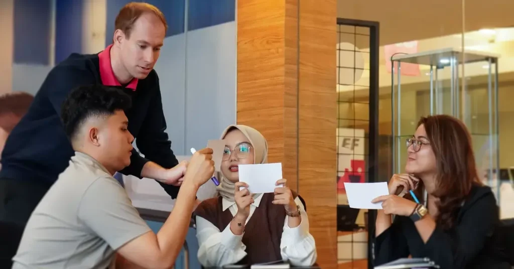 grammar adalah hal penting untuk karir masa depan